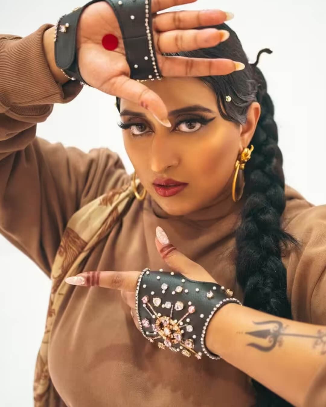 Featured in Women in Music as a part of Just Too Filmy Podcast and mentor of International Icon